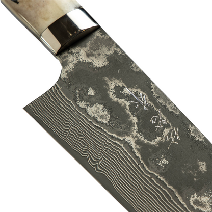 Cuchillo Japonés Santoku Saji Mango Cuerno de Venado Acero Damasco Negro VG10 7"